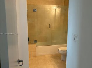 90 SW 3rd St APT 2111, Miami, FL 33130