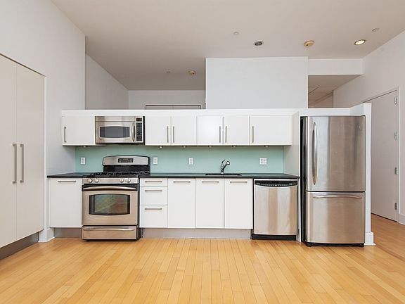 2nd image of 4 Beacon Way APT 105