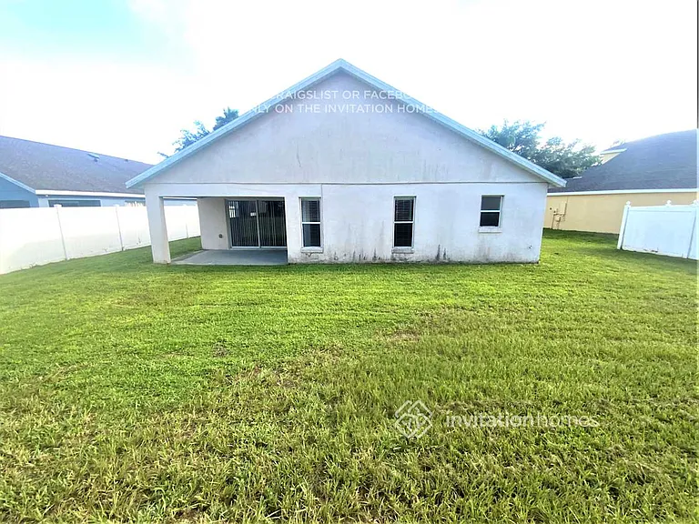 1260 Creekview Ct — Photo 11