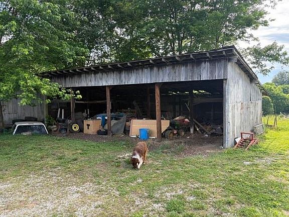 4th image of 1959 Ray Houchin Rd