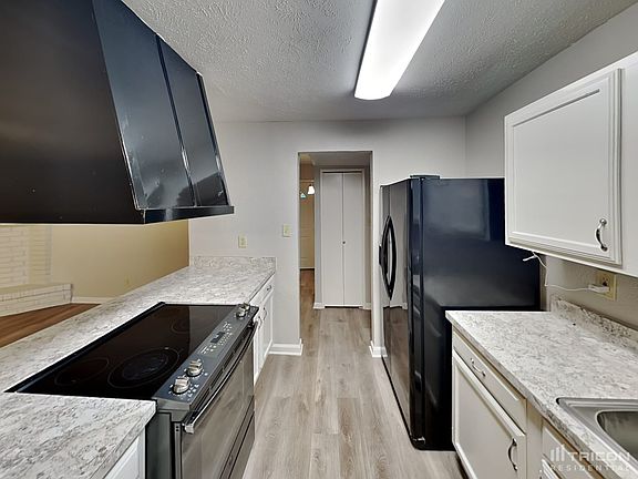 5th image of 2350 Honeycomb Ct
