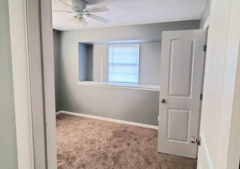 628 N Dallas Ave — Photo 5