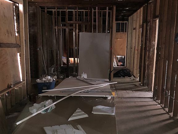 2nd image of 7744 S Saginaw Ave