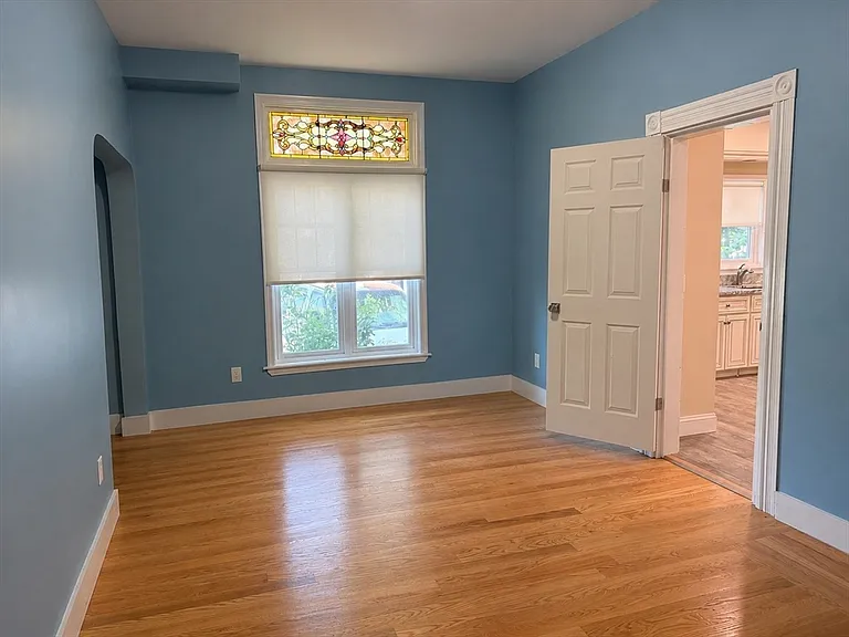 69 Grove St #1B — Photo 2