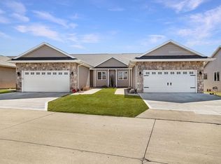 104 NW Beaverbrooke Blvd, Grimes, IA 50111