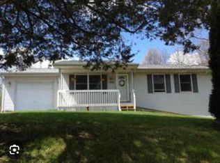 108 Springmill Dr, Jerome, MI 49249