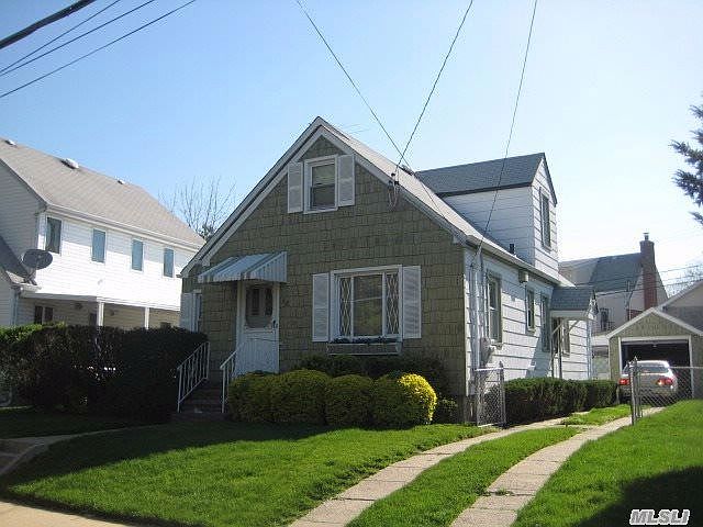 1st image of 68 Kamda Blvd
