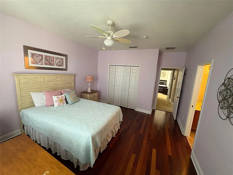 9718 Pineola Dr — Photo 43