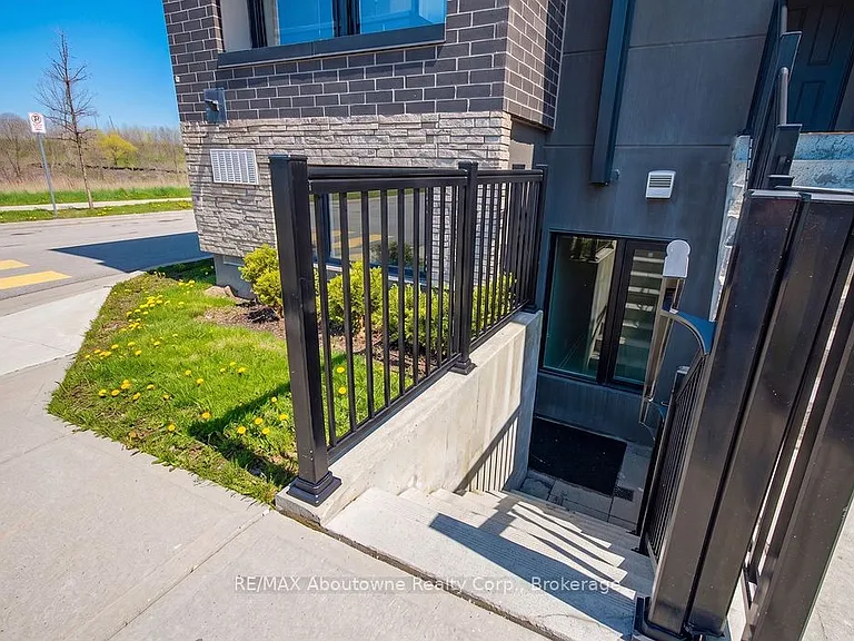 1127 Cooke Blvd #501 — Photo 4