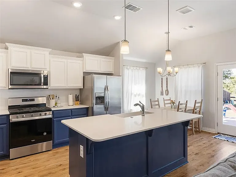 11309 NW 133rd St — Photo 9