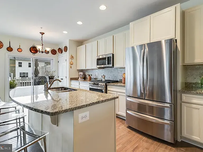 23380 Marview Ct — Photo 5