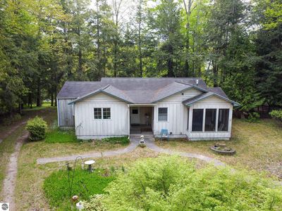 10895 N Shore Dr, Northport, MI, 49670
