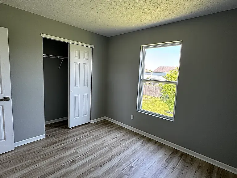 3327 Brandenburg Blvd — Photo 10