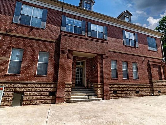 2nd image of 340 N Campbell Ave APT 6