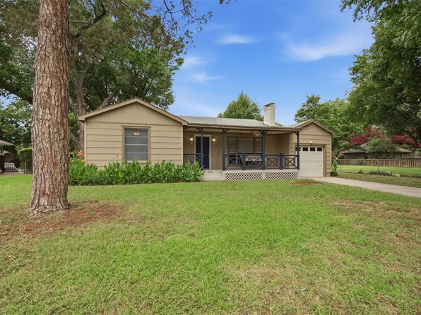 909 Keith Pumphrey Dr, River Oaks, TX 76114