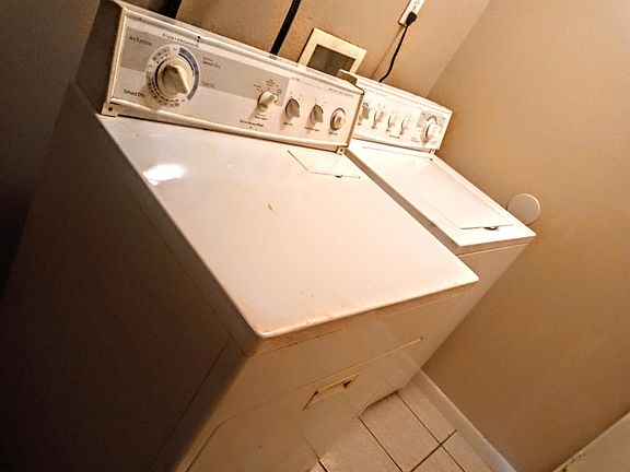 2nd image of 6737 Brothers Ln #3