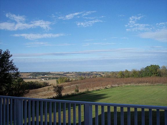 3rd image of 2720 Kraft Ln