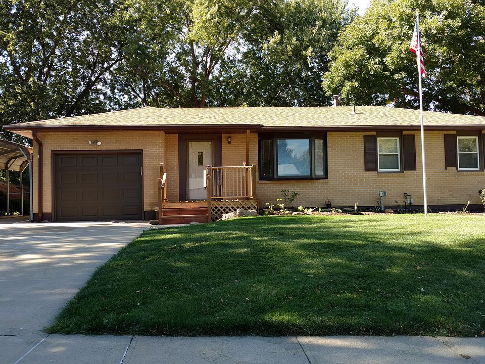 1st image of 3412 S 130th St