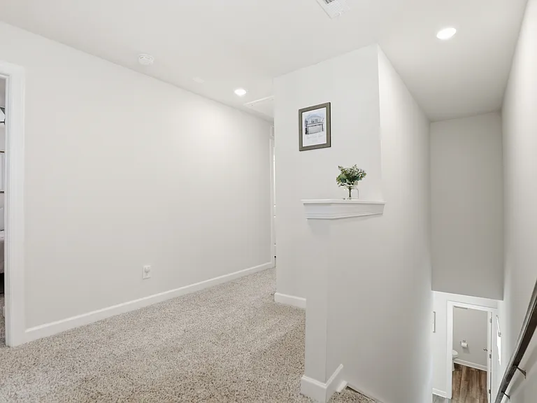 2317 Belterra Dr — Photo 14