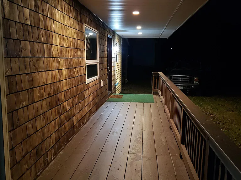 28 Lakeshore Dr — Photo 11