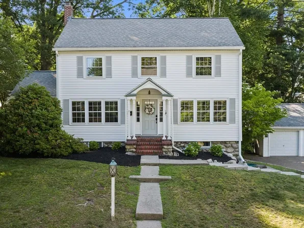 51 Fulton St, Dedham, MA 02026