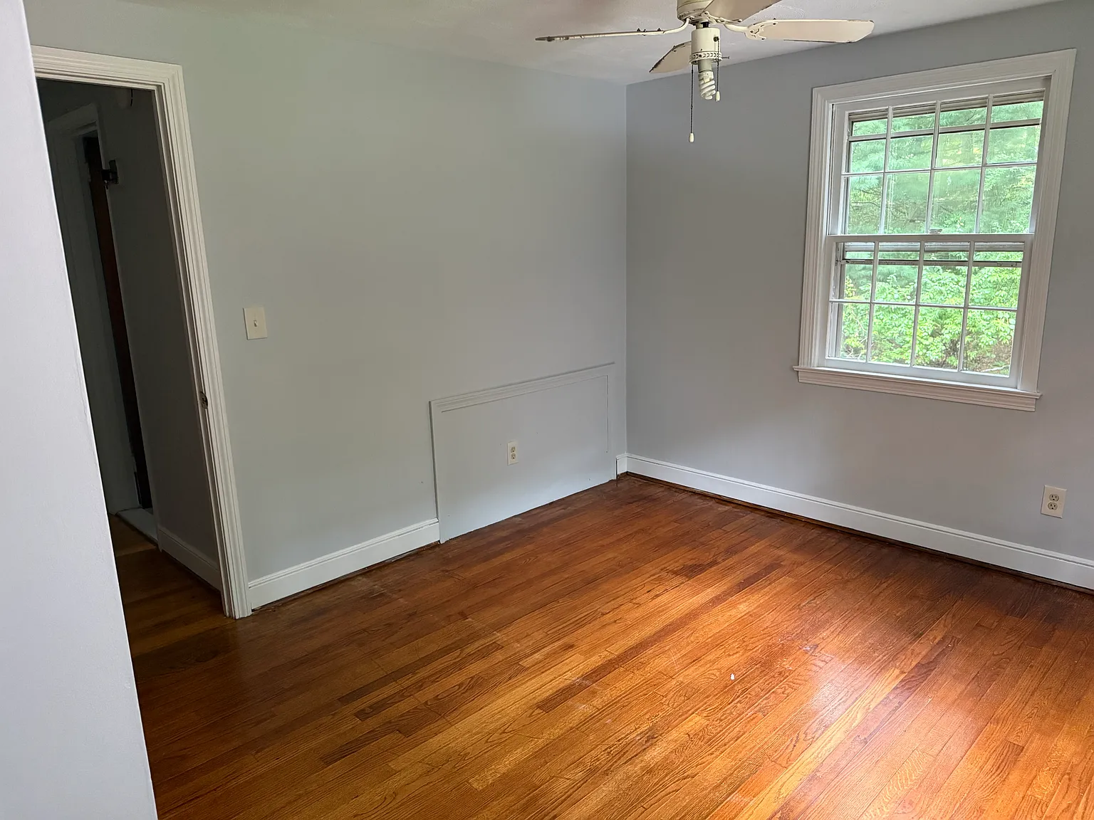 2 bed, 1100 sqft, $1,550 — Photo 4