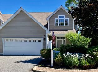 505 Linwood Ct #505, Clinton, MA 01510