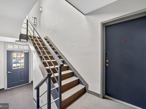 2nd image of 2248 Washington Ave APT 101