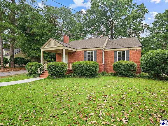 2nd image of 919 Kalmia St