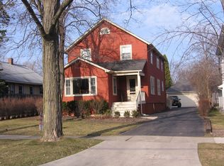 1263 Ridgewood Dr, Highland Park, IL