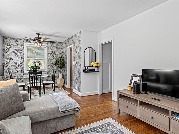 5th image of 2503 Boone Ave