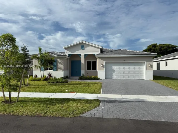 1828 NE 1st St, Homestead, FL 33033