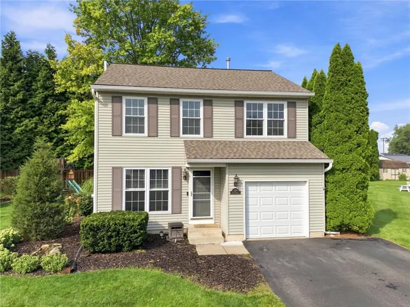 329 Pike St, Easton, PA 18045