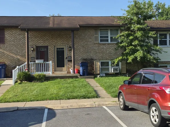 2084 Brentwood Dr, Middletown, PA 17057