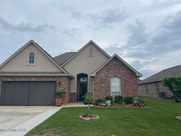 16916 Desmare St, Gulfport, MS 39503