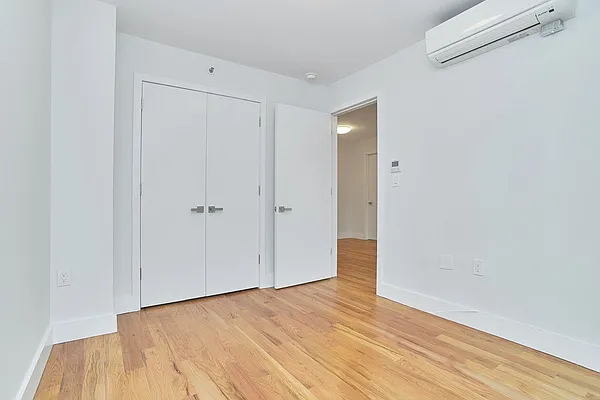 Rented by Living New York | media 7