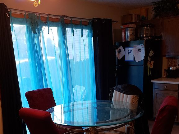 4th image of 4527 Jefferson Dr