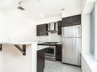 30-63 38th St #2, Astoria, NY 11103