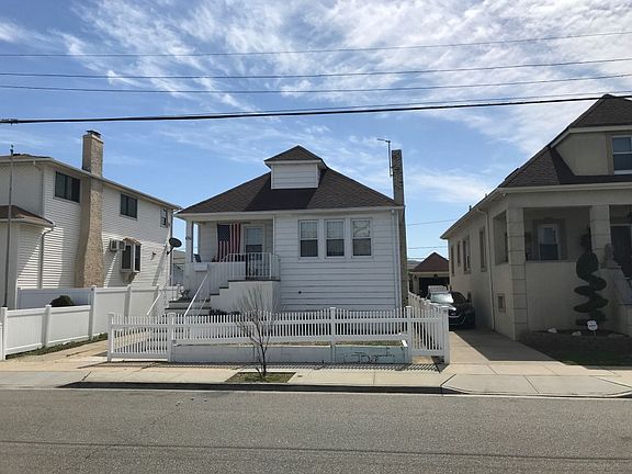 3rd image of 1056 Traymore Blvd
