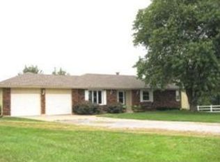 19720 Mission Rd, Stilwell, KS 66085