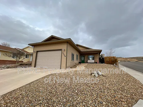 2208 Ranch Dr Photo 1