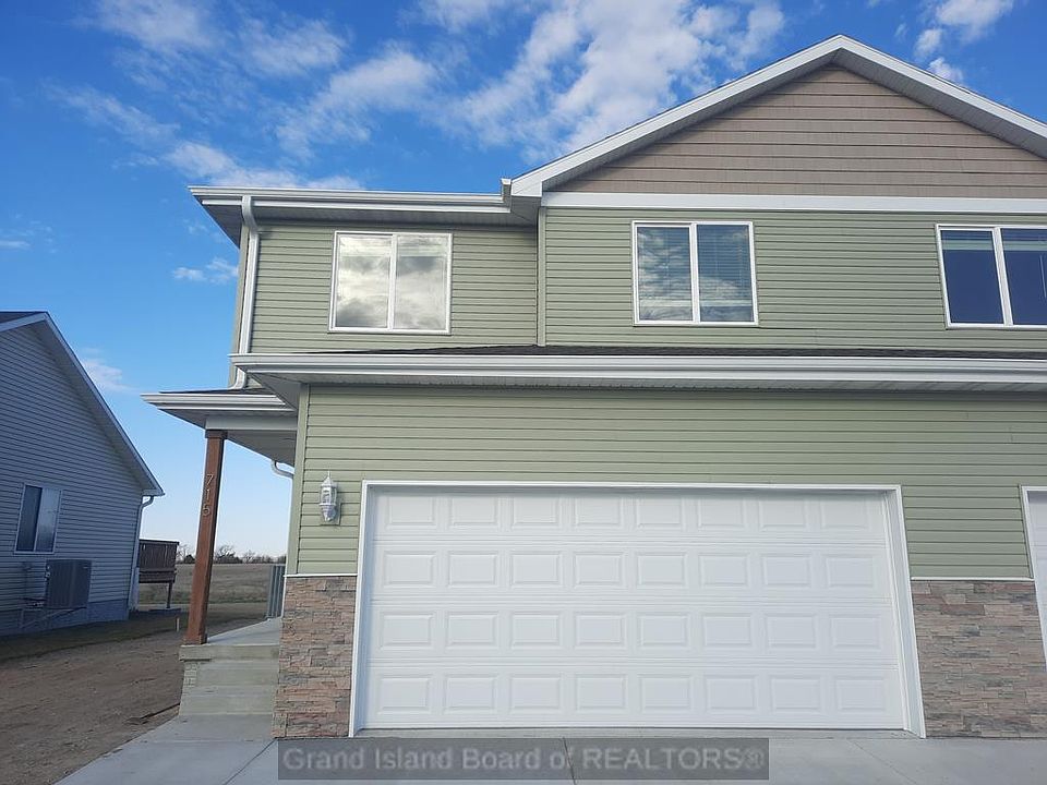 1st image of 715 Roosevelt Dr