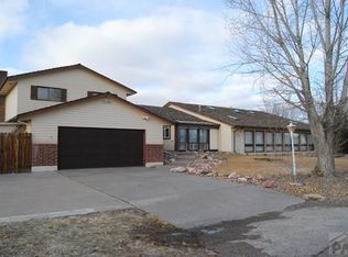 301 W Mangrum Dr, Pueblo West, CO 81007