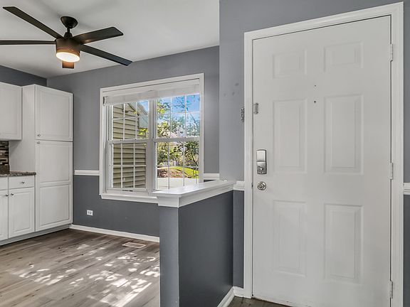 4th image of 105 Parkview Dr