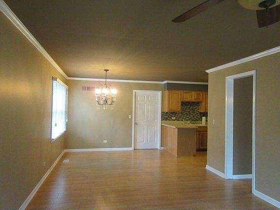 4th image of 1417 Briarwood Dr
