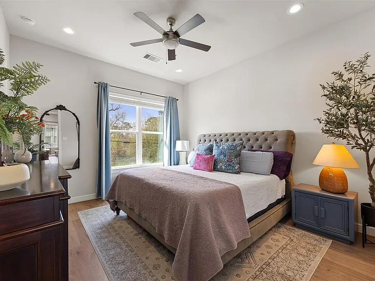 2323 Warhol Way — Photo 17