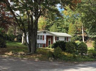 201 Timber Rd, Pottsville, PA 17901