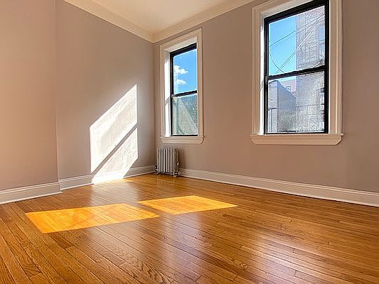 1st image of 240 E 13th St APT 27