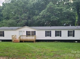 606 Fagan Rd, Winnsboro, SC 29180