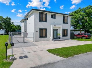 11970 SW 215th St #B, Miami, FL 33177